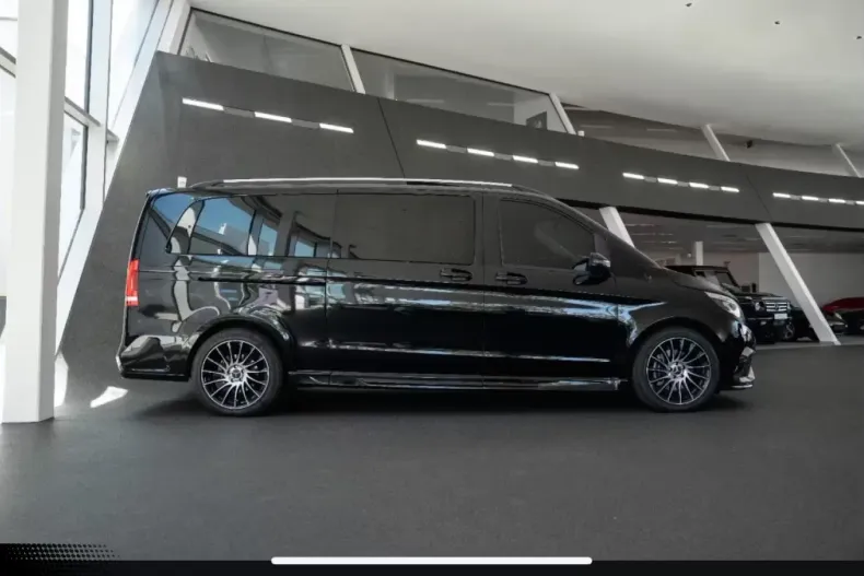 Mercedes-Benz V 300 (Clasa V) din 2023 cu 10.000 km - oferta MER188978 - foto 20