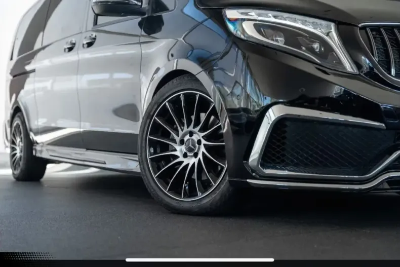 Mercedes-Benz V 300 (Clasa V) din 2023 cu 10.000 km - oferta MER188978 - foto 21