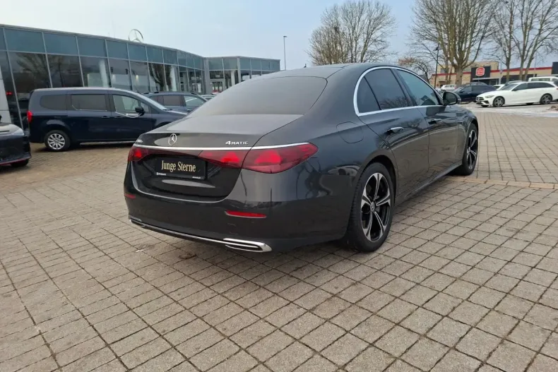 Mercedes-Benz E 400 (Clasa E) din 2024 cu 62.653 km - oferta MER188979 - foto 3