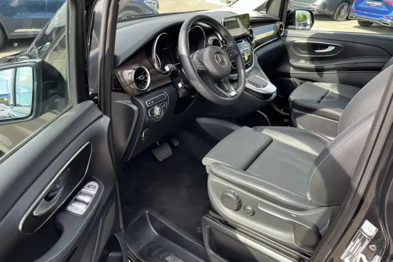 Mercedes-Benz V 300 (Clasa V) din 2024 cu 51.000 km - oferta MER188980 - foto 7