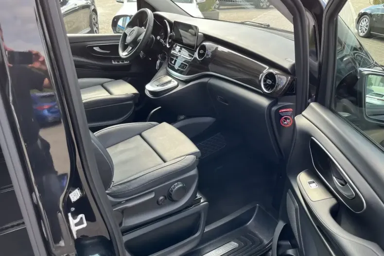 Mercedes-Benz V 300 (Clasa V) din 2024 cu 51.000 km - oferta MER188980 - foto 8