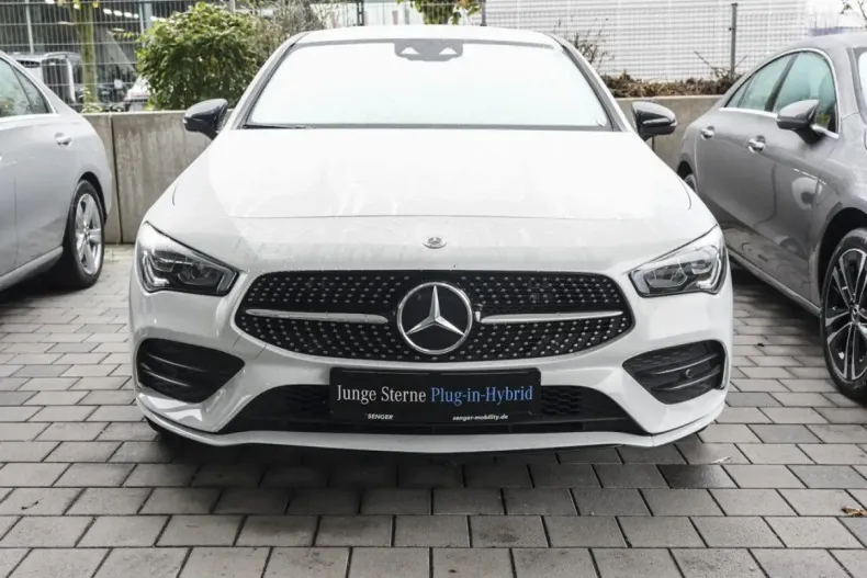 Mercedes-Benz CLA 250 (Clasa CLA) din 2023 cu 37.874 km - oferta MER188984 - foto 1