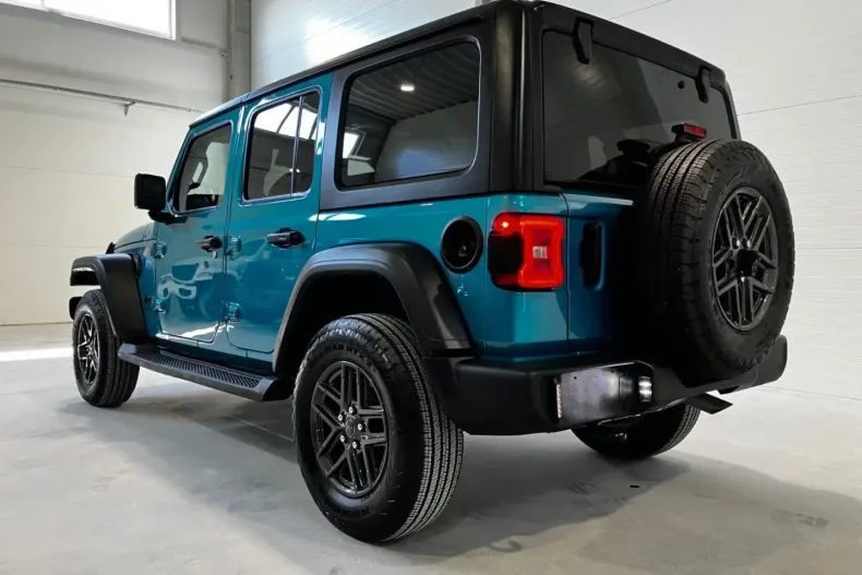 Jeep Wrangler din 2024 cu 4.300 km - oferta JEE188986 - foto 3