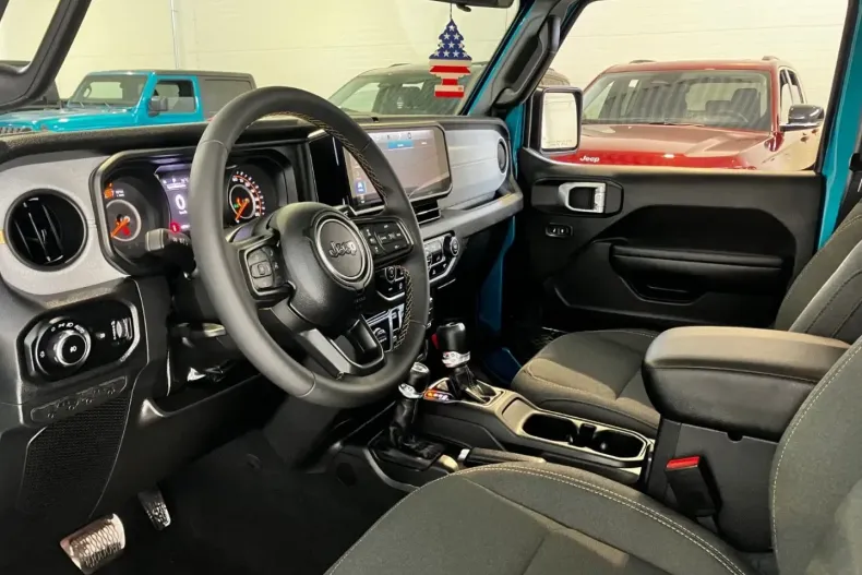 Jeep Wrangler din 2024 cu 4.300 km - oferta JEE188986 - foto 16