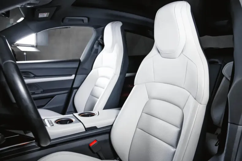 Porsche Taycan din 2023 cu 54.700 km - oferta POR188991 - foto 15