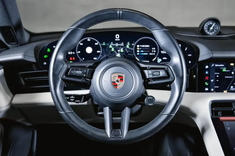 Porsche Taycan din 2023 cu 54.700 km - oferta POR188991 - foto 17