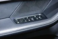 Porsche Taycan din 2023 cu 54.700 km - oferta POR188991 - foto 23