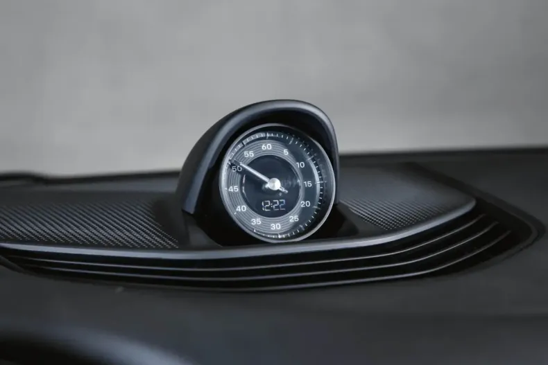 Porsche Taycan din 2023 cu 54.700 km - oferta POR188991 - foto 34