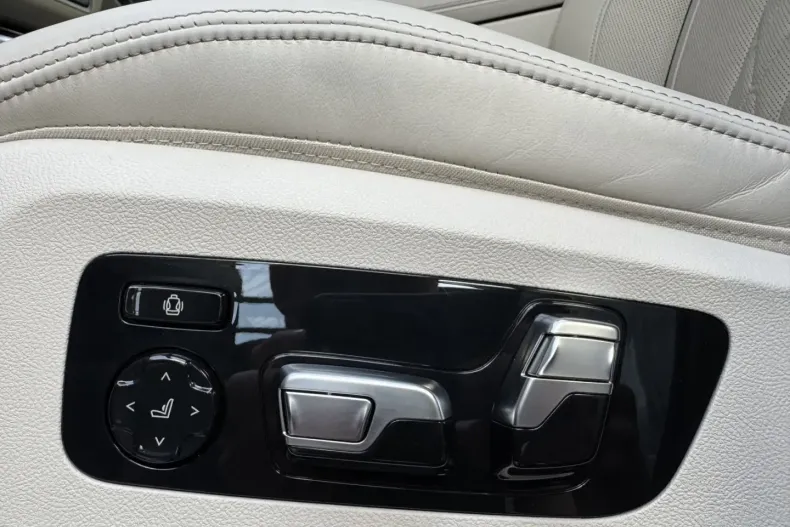 BMW X5 (Seria X) din 2024 cu 8.900 km - oferta BMW188996 - foto 14