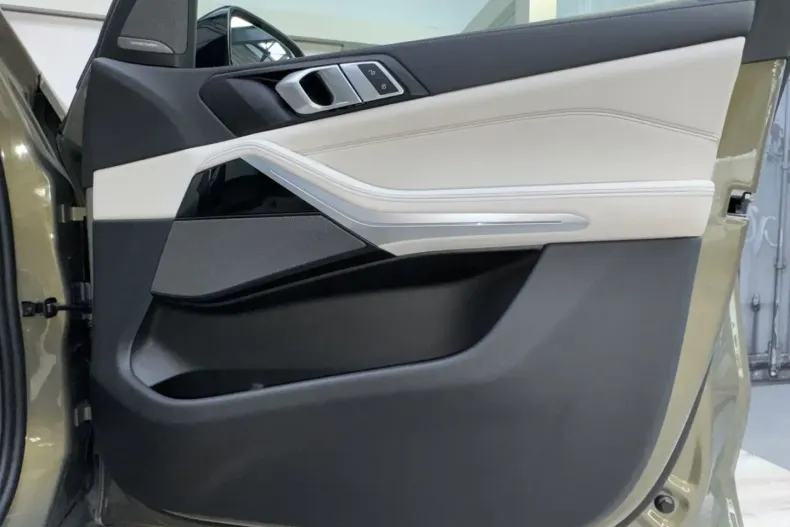 BMW X5 (Seria X) din 2024 cu 8.900 km - oferta BMW188996 - foto 33