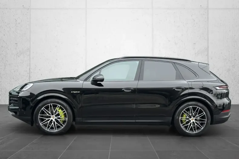 Porsche Cayenne din 2024 cu 22.650 km - oferta POR189002 - foto 4