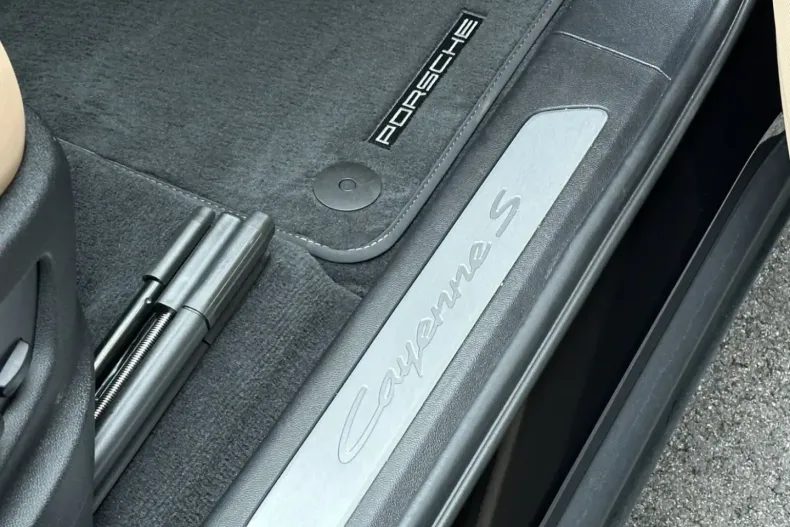 Porsche Cayenne din 2024 cu 22.650 km - oferta POR189002 - foto 25