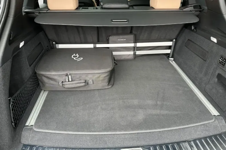 Porsche Cayenne din 2024 cu 22.650 km - oferta POR189002 - foto 27