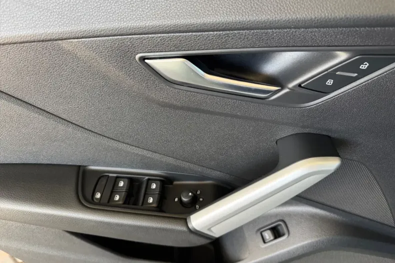 Audi Q2 din 2023 cu 42.941 km - oferta AUD189007 - foto 6