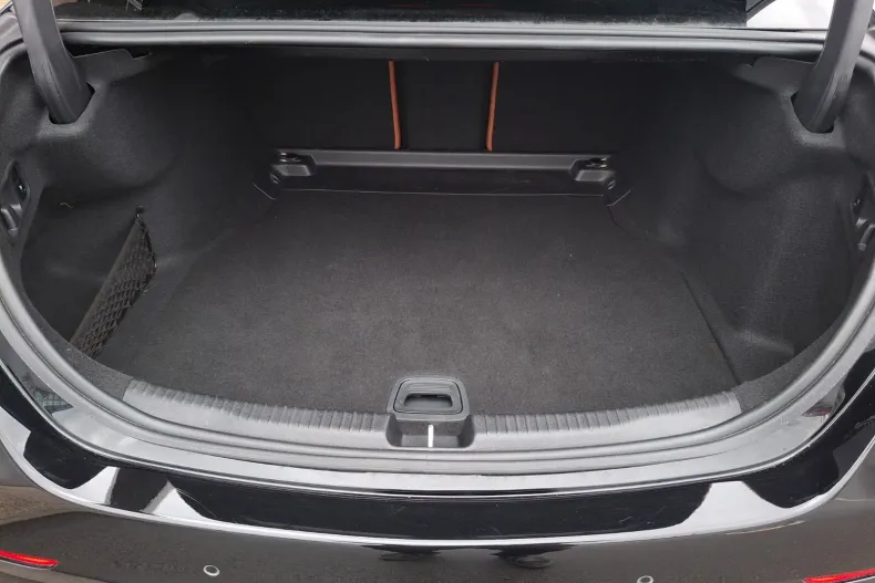 Mercedes-Benz C din 2022 cu 52.138 km - oferta MER189013 - foto 23