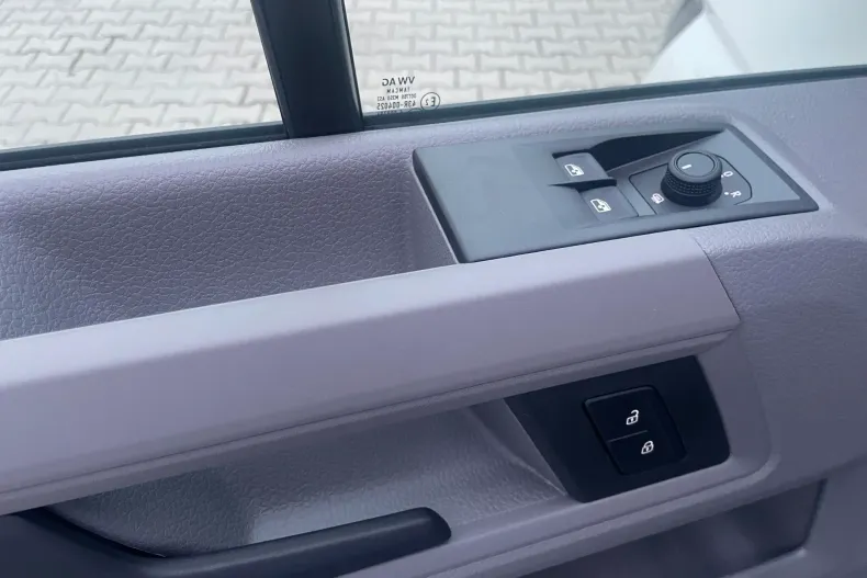 Volkswagen Crafter din 2025 cu 1 km - oferta VOL189022 - foto 8