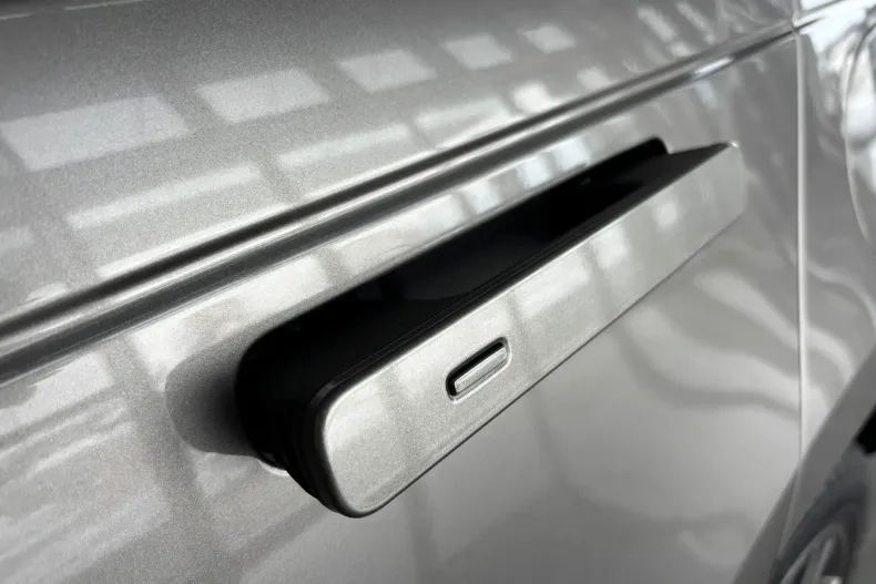 Land Rover Range Rover Velar din 2021 cu 88.000 km - oferta LAN189023 - foto 12