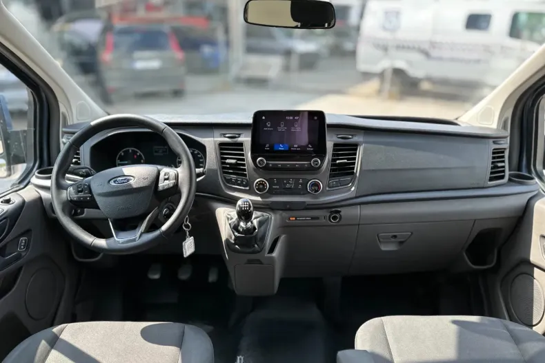 Ford Transit Custom din 2022 cu 69.433 km - oferta FOR189029 - foto 8