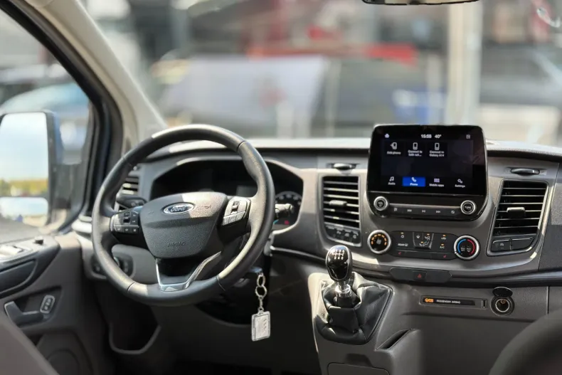 Ford Transit Custom din 2022 cu 69.433 km - oferta FOR189029 - foto 9