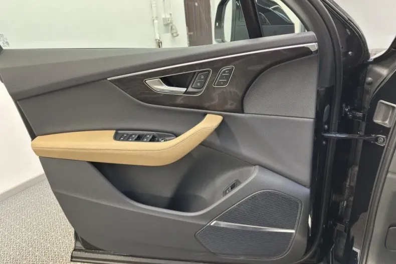 Audi Q7 din 2024 cu 31.200 km - oferta AUD189031 - foto 9