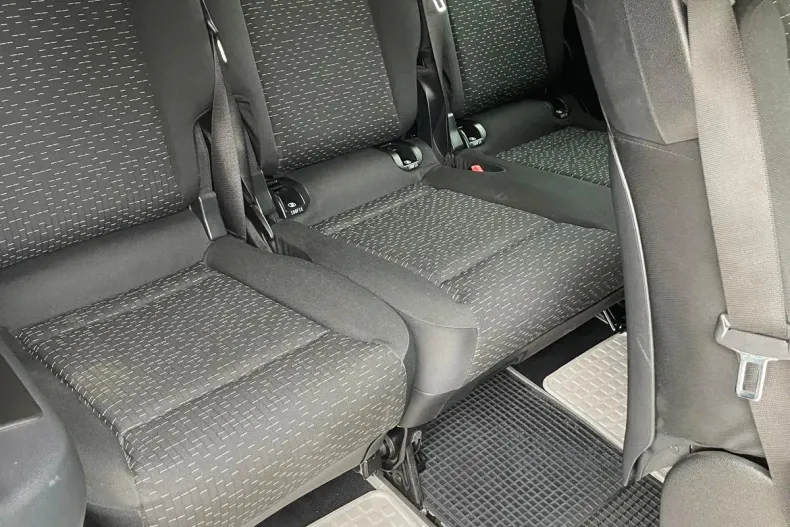 Mercedes-Benz Vito din 2021 cu 54.880 km - oferta MER189040 - foto 8