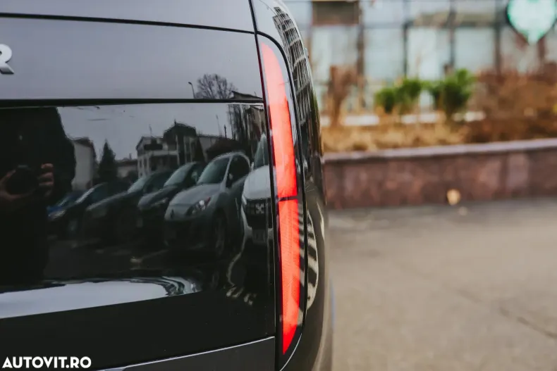 Land Rover Range Rover din 2024 cu 35.000 km - oferta LAN189042 - foto 14