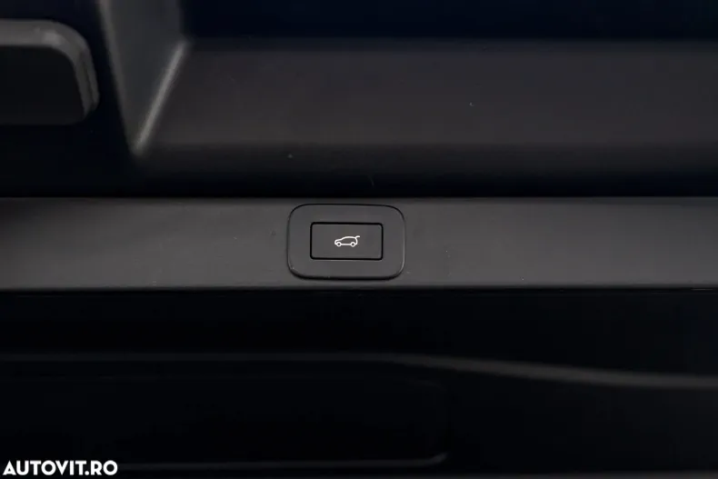 Land Rover Range Rover din 2024 cu 35.000 km - oferta LAN189042 - foto 17