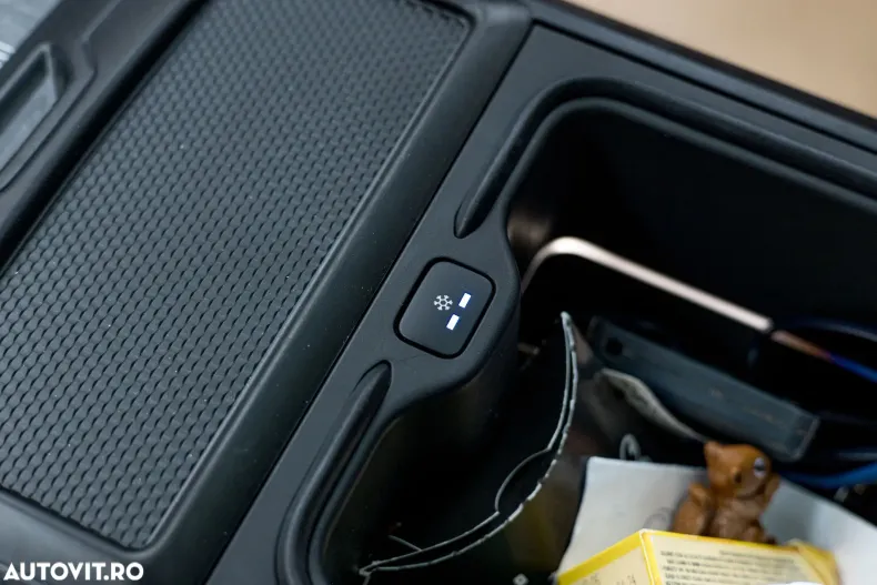 Land Rover Range Rover din 2024 cu 35.000 km - oferta LAN189042 - foto 27