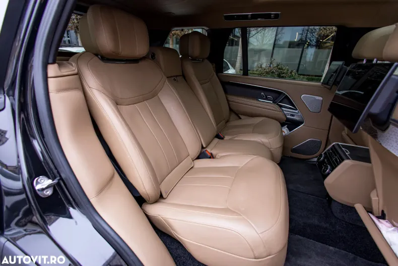 Land Rover Range Rover din 2024 cu 35.000 km - oferta LAN189042 - foto 32