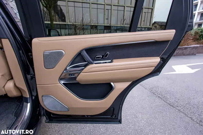 Land Rover Range Rover din 2024 cu 35.000 km - oferta LAN189042 - foto 34