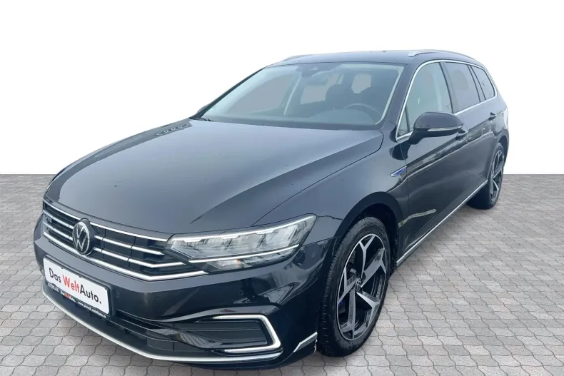 Volkswagen Passat din 2022 cu 84.854 km - oferta VOL189043 - foto 1