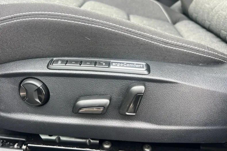 Volkswagen Passat din 2022 cu 84.854 km - oferta VOL189043 - foto 14