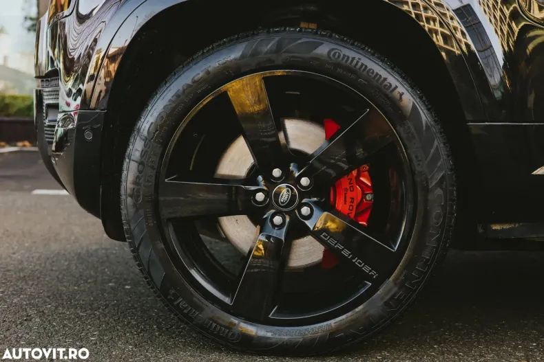 Land Rover Defender din 2023 cu 37.700 km - oferta LAN189045 - foto 5