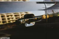 Land Rover Defender din 2023 cu 37.700 km - oferta LAN189045 - foto 8