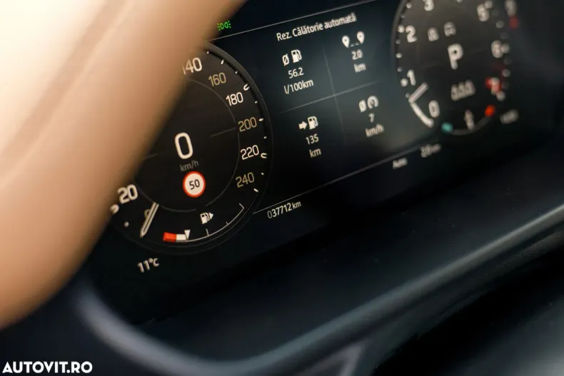 Land Rover Defender din 2023 cu 37.700 km - oferta LAN189045 - foto 24