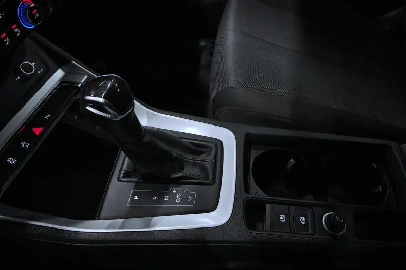 Audi Q3 din 2021 cu 125.869 km - oferta AUD189055 - foto 16