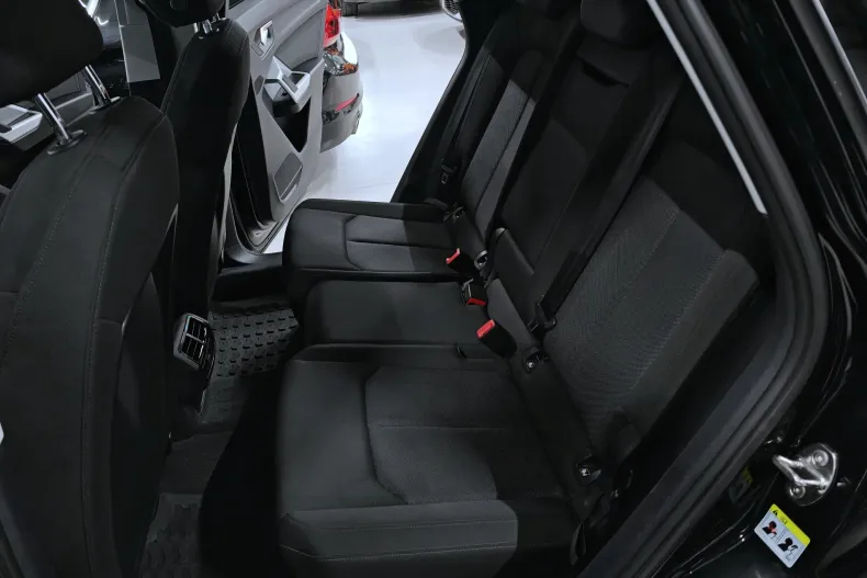 Audi Q3 din 2021 cu 125.869 km - oferta AUD189055 - foto 25