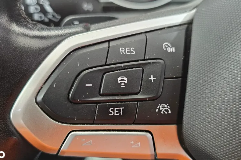 Volkswagen Passat din 2023 cu 101.123 km - oferta VOL189059 - foto 10