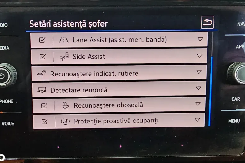 Volkswagen Passat din 2023 cu 101.123 km - oferta VOL189059 - foto 23