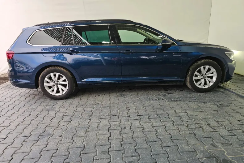 Volkswagen Passat din 2023 cu 101.123 km - oferta VOL189059 - foto 39