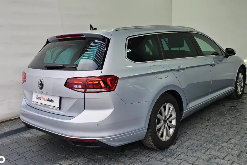 Volkswagen Passat din 2023 cu 130.708 km - oferta VOL189060 - foto 34