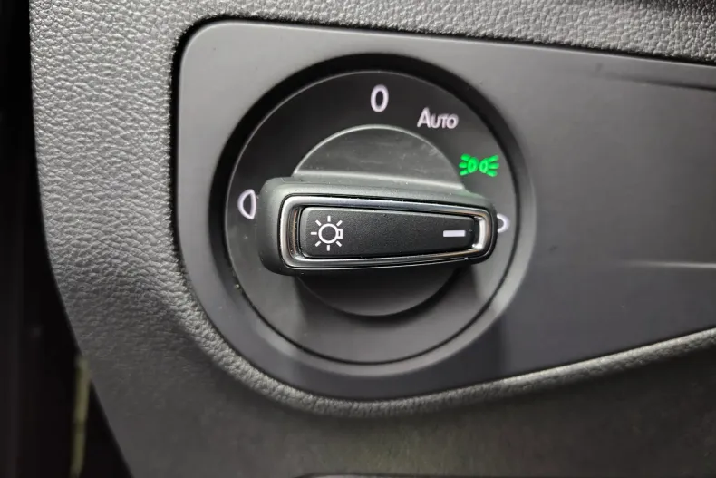 Volkswagen Tiguan din 2023 cu 77.765 km - oferta VOL189061 - foto 10