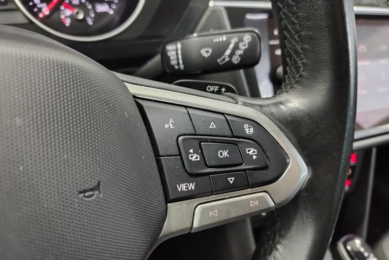 Volkswagen Tiguan din 2023 cu 77.765 km - oferta VOL189061 - foto 12