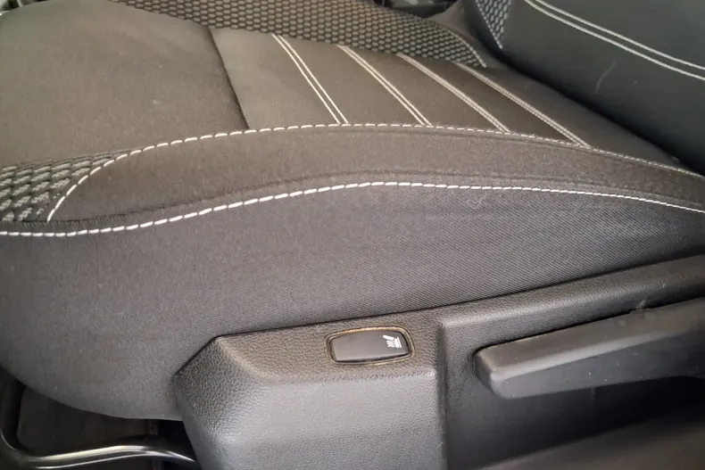 Dacia Duster din 2022 cu 51.045 km - oferta DAC189064 - foto 18