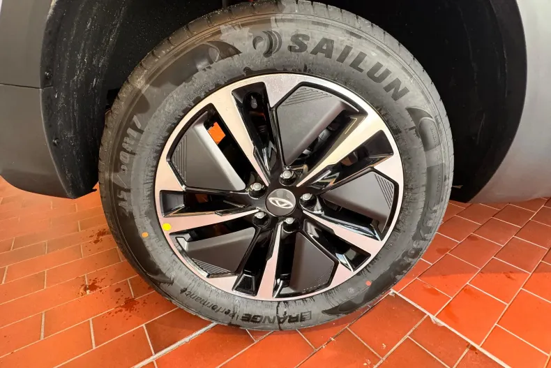 Chery Tiggo 4 din 2025 cu 12 km - oferta CHE189070 - foto 12