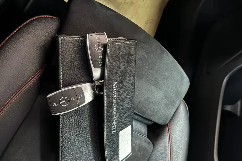 Mercedes-Benz A 180 (Clasa A) din 2020 cu 146.100 km - oferta MER189071 - foto 22