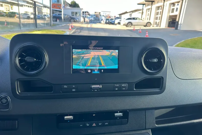 Mercedes-Benz Sprinter din 2023 cu 5 km - oferta MER189085 - foto 8