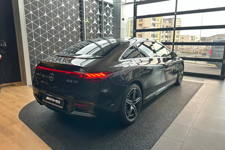 Mercedes-Benz EQE din 2023 cu 25.000 km - oferta MER189086 - foto 3