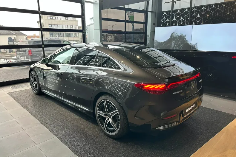 Mercedes-Benz EQE din 2023 cu 25.000 km - oferta MER189086 - foto 5