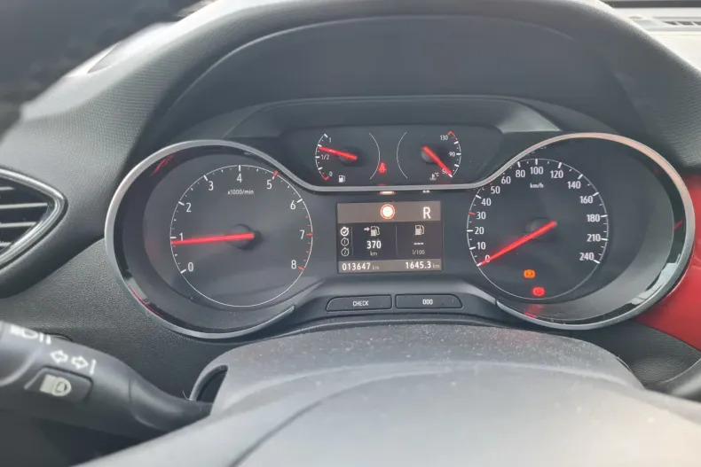 Opel Crossland din 2023 cu 13.650 km - oferta OPE189088 - foto 16